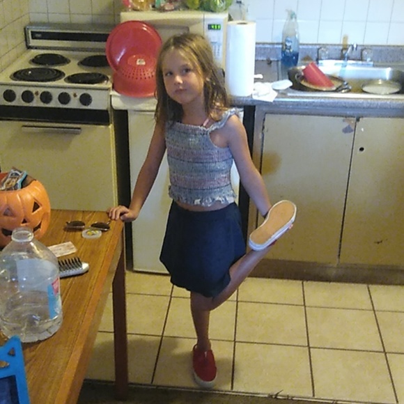 Red slides - Picture 2 of 3